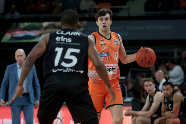 的进攻火力 的进攻火力